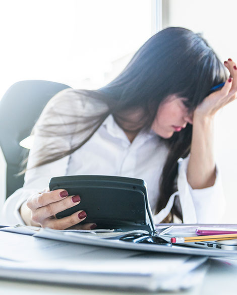 Conoce las prácticas indebidas en la emisión de facturas