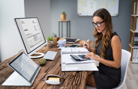 Implicaciones del Impuesto al Valor Agregado (IVA) en servicios digitales.